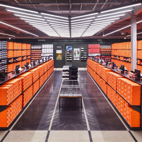 Nike Factory Store 212 Power Outlet. Istambul, TUR. Nike.com